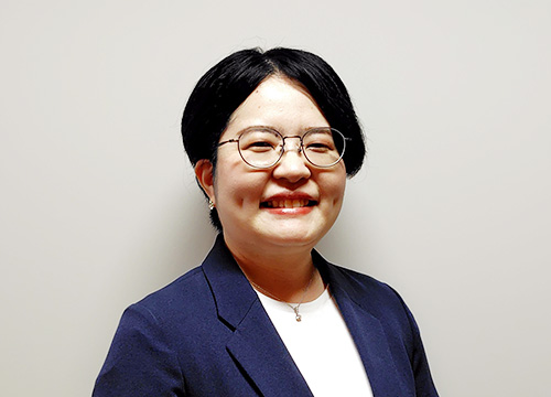 安仁屋 文香