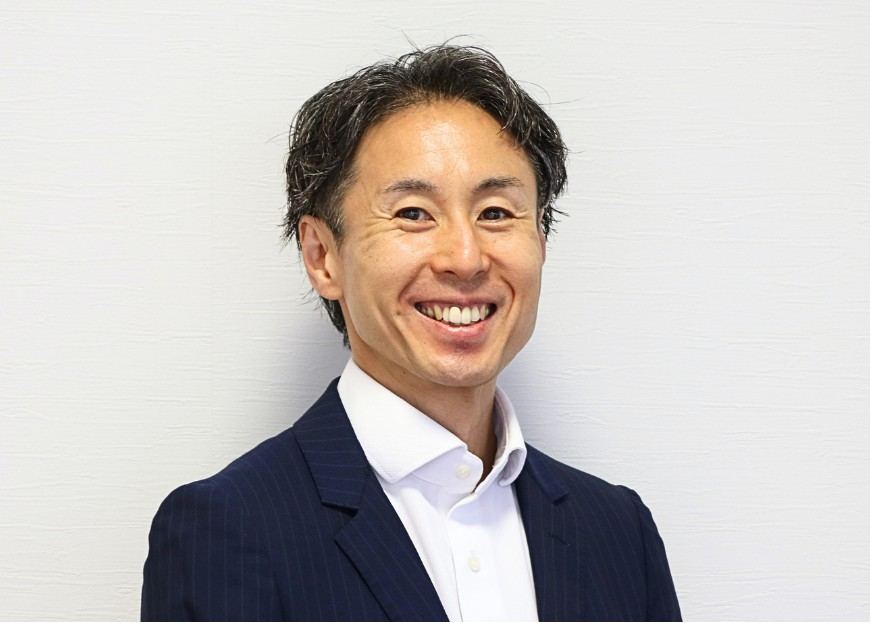 Akuzawa, Hiroshi